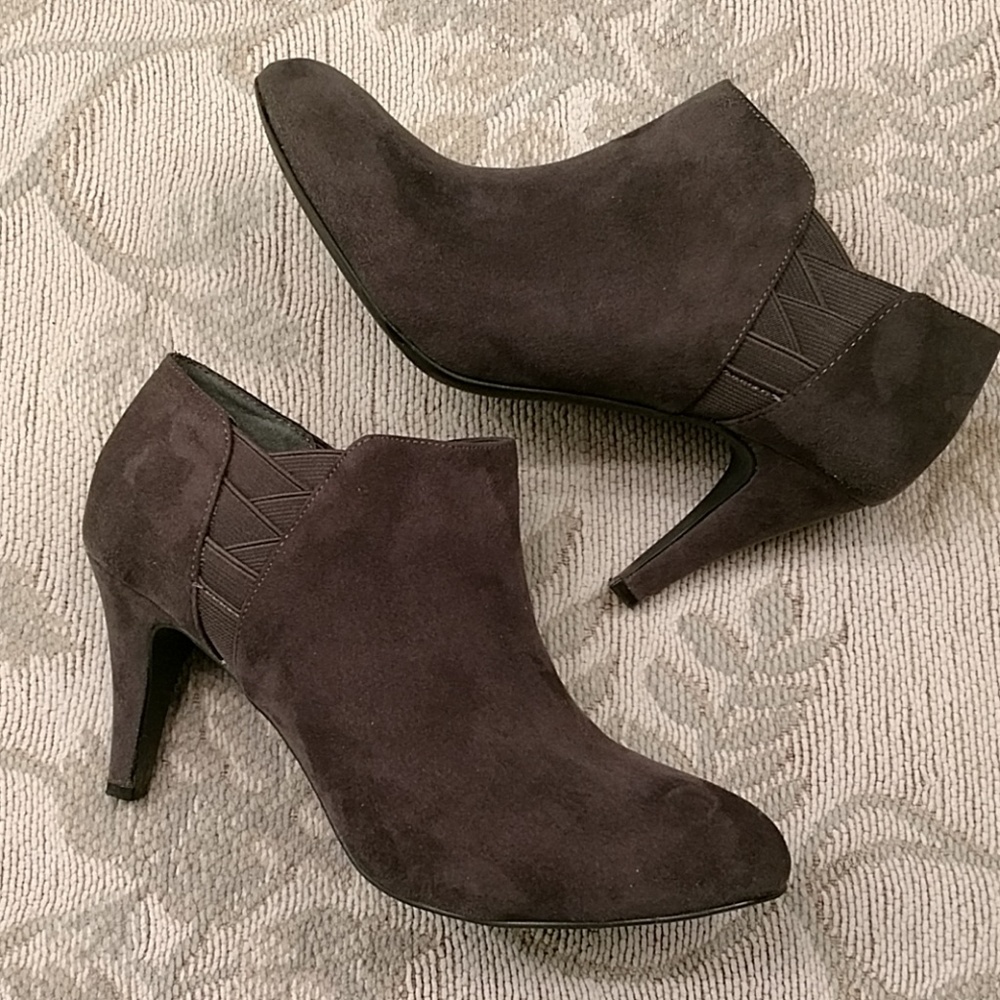 Style & Co. Gray Microsuede Ankle Boots